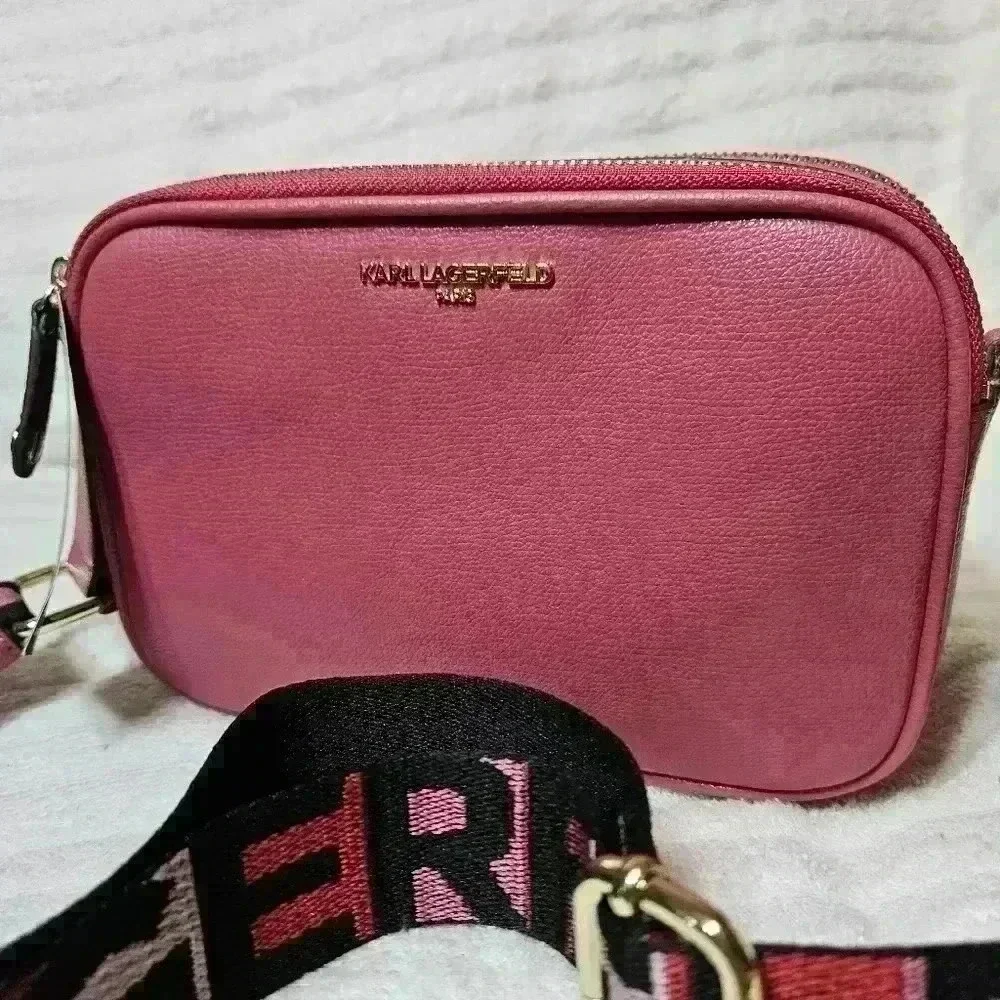 NWT Karl Lagerfeld Paris Crossbody Camera Style Pink Bag. - Picture 3 of 9